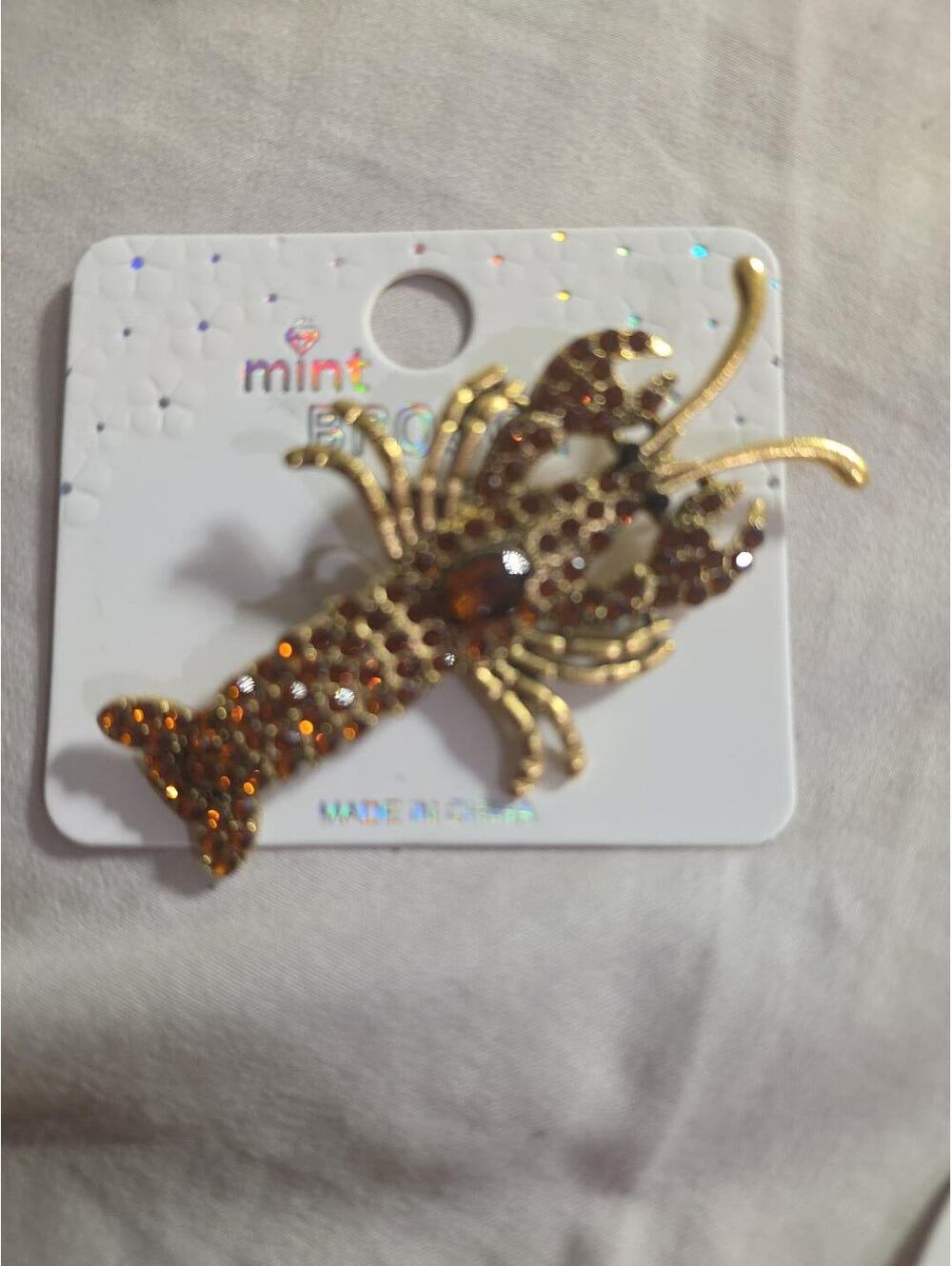 Mint Brooch - Picture 2 of 2